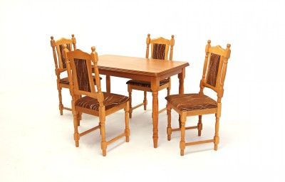 Kis Wénusz asztal 120-as Éger + 4 db Wénusz szék Éger